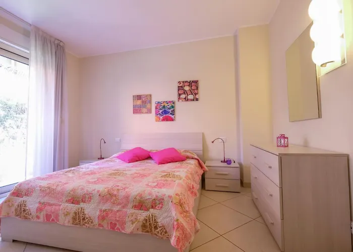 Claudia Int Pt - アパート ピネート